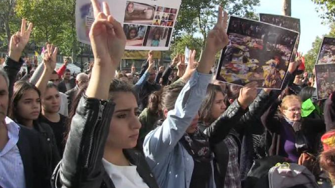 Διαδηλώσεις σε Παρίσι και Ζυρίχη μετά την επίθεση στην Άγκυρα